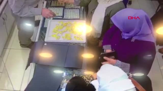Sivas Altın Hırsızlığı Şüphelisi 3 Kadın, Güvenlik Kamerasından Kaçamadı