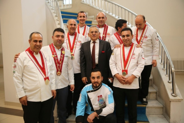 Büyükkılıç: ‘Engelsiz Belediye Hizmeti Veriyoruz’