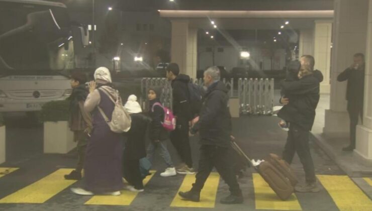 Gazze’den tahliye edilen 130 kişi İstanbul’a geldi