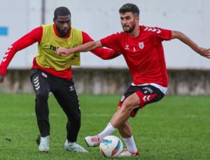 Samsunspor deplasmanda 3’te 3 peşinde