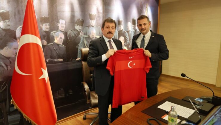 Türkiye-Karadağ maçının güvenlik toplantısı yapıldı!