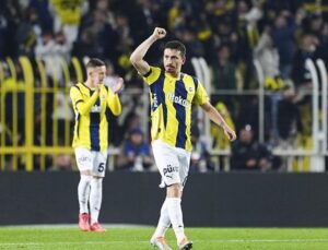 Mert Hakan’dan Muslera’ya: Bizim hocamız hakkında konuşma!