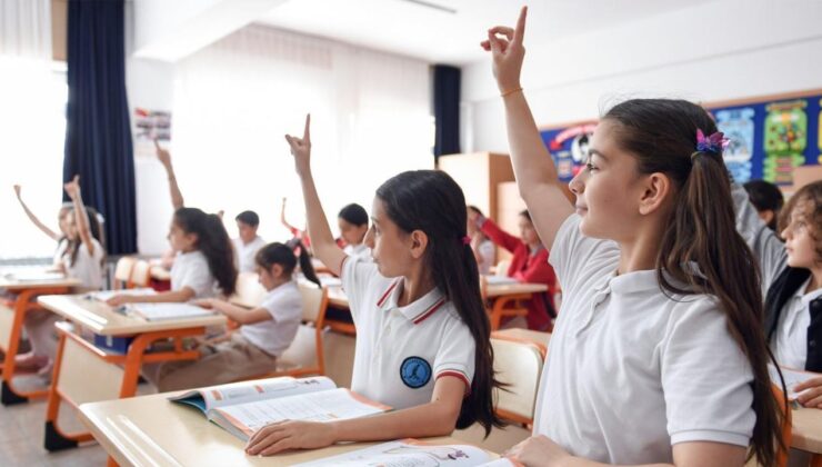 Okullarda birinci periyot orta tatili bugün başlıyor