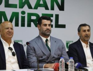 Volkan Demirel 3 yıllık mukaveleye imza attı!