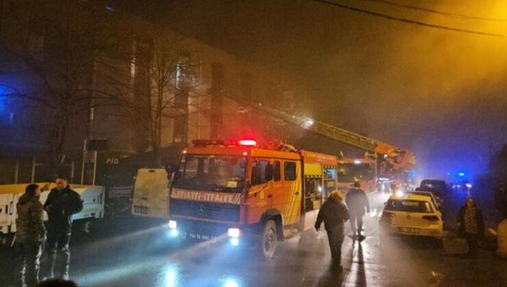 Marangozhanede korkutan yangın: 11 kişi ve 1 yavru köpek kurtarıldı