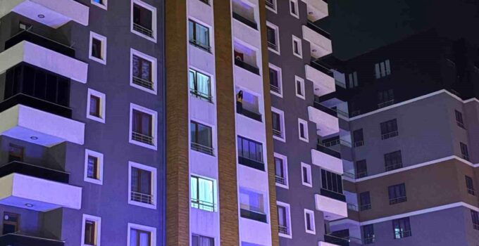 İntihar girişiminde bulunan kadını polis ikna etti
