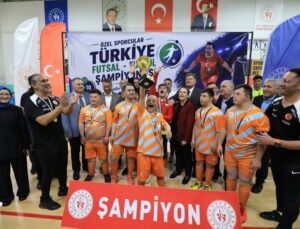 Kocasinan Belediyespor Down Sendromlu Futbol Takımı Türkiye şampiyonu oldu
