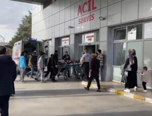 İskeleden düşen 2 personel yaralandı