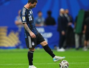38 yaşında rekor üstüne rekor! Messi, İngiltere’yi darmadağın etti