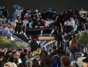 Arjantin finalin akabinde karıştı: 15 gözaltı