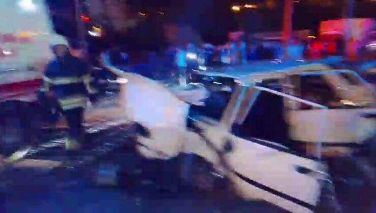 Kırmızı ışıkta bekleyen arabaya bir diğer araba çarptı: 1 meyyit, 3 yaralı